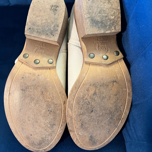 Cream suede booties - Picture 7 of 9